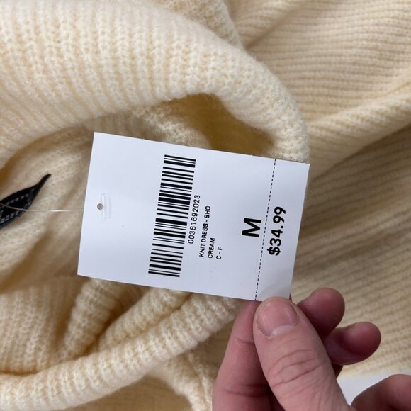 0390Forever 21 Cream Turtleneck Sweater | Cozy Knit Pullover | Women’s Medium - Picture 8 of 8